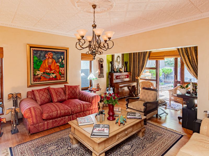 LIVE THE DREAM! HOME WITH STYLE AND FLAIR AND A SENSE OF EASE... - Photo 4