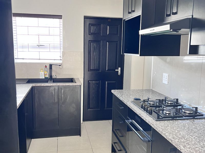 3 Bedroom House in Parklands - Photo 1