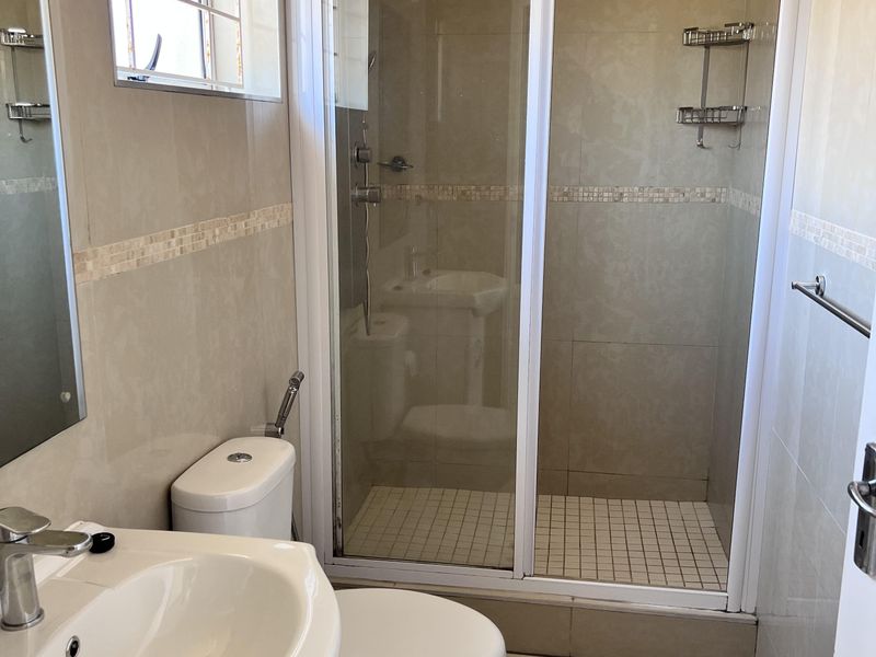 3 Bedroom House in Parklands - Photo 10