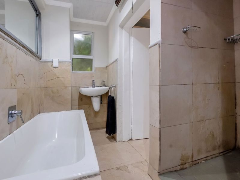 ALL INCLUSIVE  LARGE one bed Flatlet Morningside - Photo 8