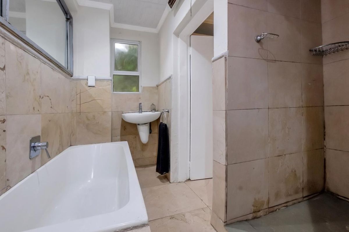 ALL INCLUSIVE  LARGE one bed Flatlet Morningside - Photo 5