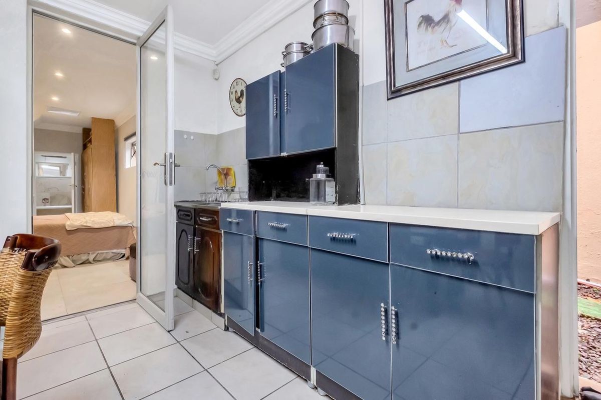 ALL INCLUSIVE  LARGE one bed Flatlet Morningside - Photo 3