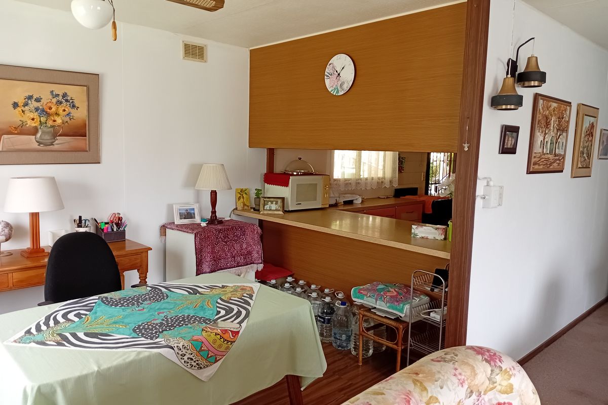 IMMACULATE HOME FOR SALE INCLUDING SHARE BLOCK - DONT MISS OUT ON THIS ONE - Photo 5