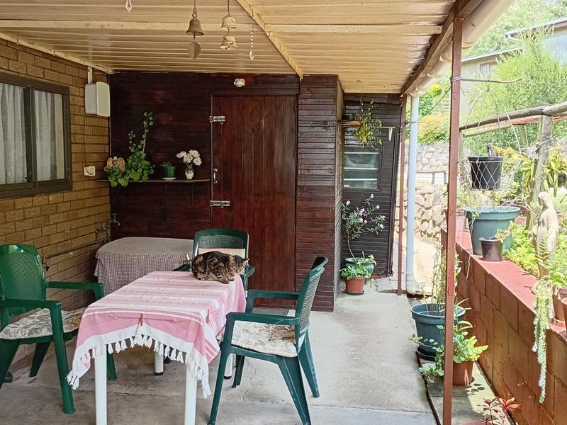 IMMACULATE HOME FOR SALE INCLUDING SHARE BLOCK - DONT MISS OUT ON THIS ONE - Photo 3