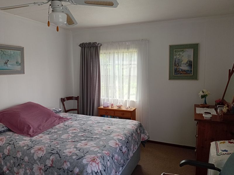 IMMACULATE HOME FOR SALE INCLUDING SHARE BLOCK - DONT MISS OUT ON THIS ONE - Photo 10