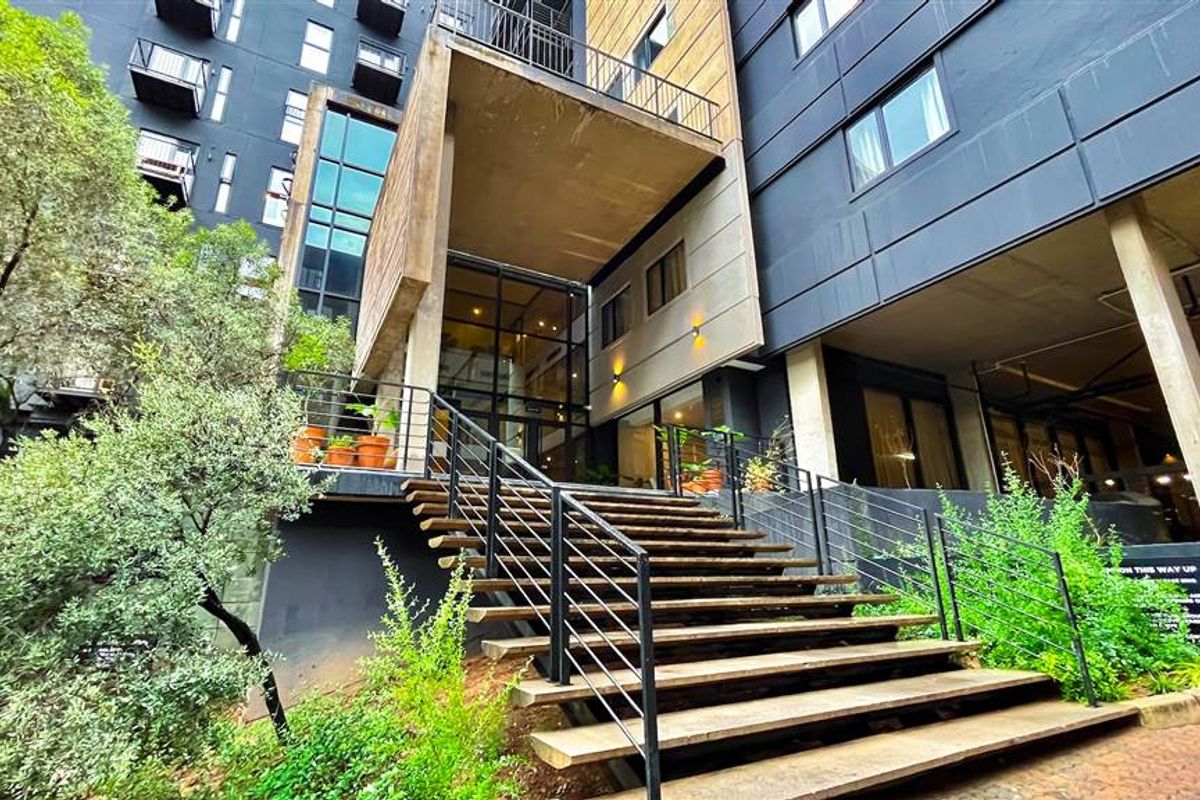 Furnished studio for Sale in Black Brick 1 - Photo 2