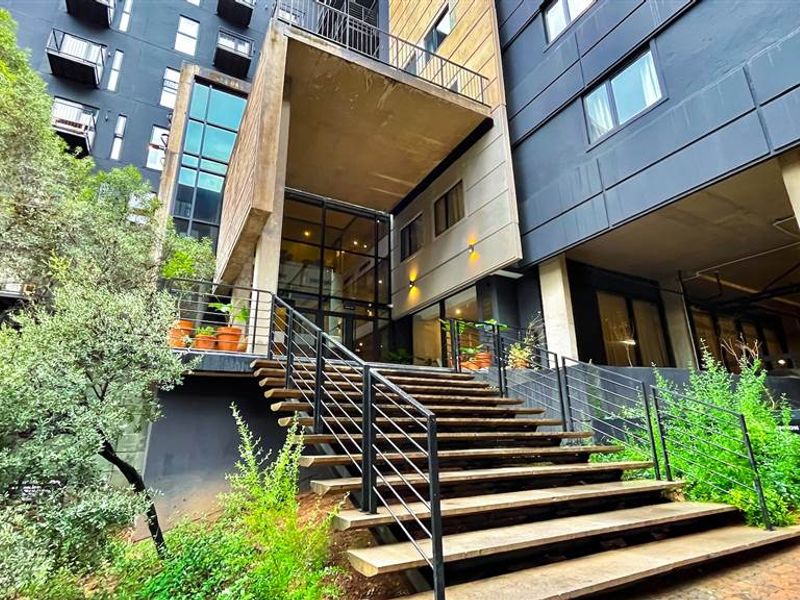 Furnished studio for Sale in Black Brick 1 - Photo 2