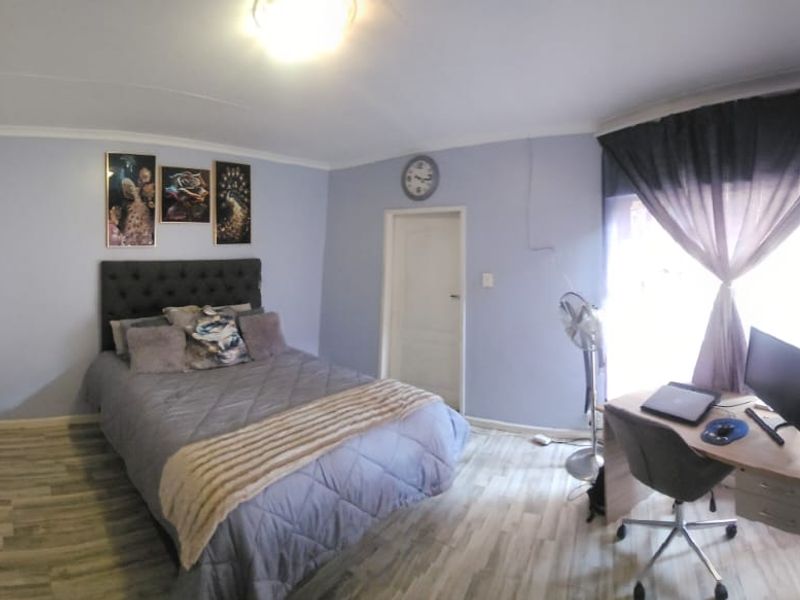4 Bedroom Townhouse For Sale  in Benoni Central - Photo 9