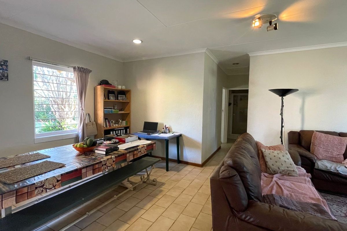 2 BEDROOM HOUSE TO LET - Photo 4