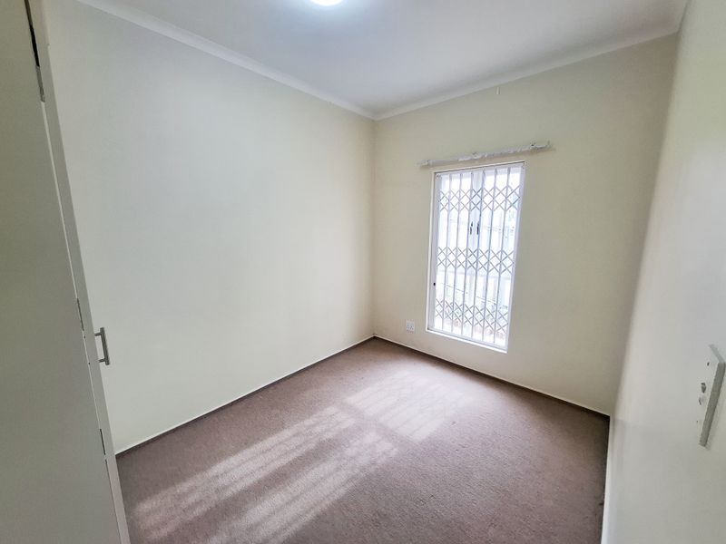 SUMMERSTRAND 2 BED 2 BATH WITH PARKING FOR RENT - Photo 6