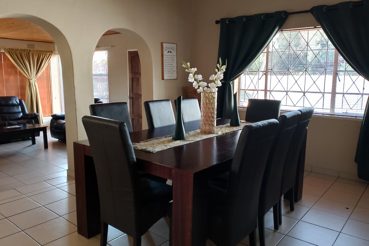 3 Bedroom House For sale In Dalview - Photo 3