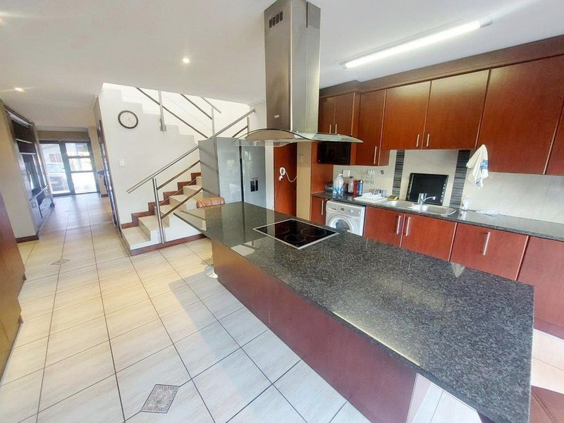 SUMMERSTRAND AMADADA ECO VILLAGE 3 BED APARTMENT FOR RENT - Photo 2