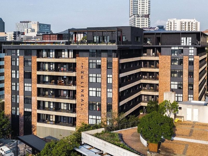 Unfurnished One Bed One Bath in Sandton - Photo 1