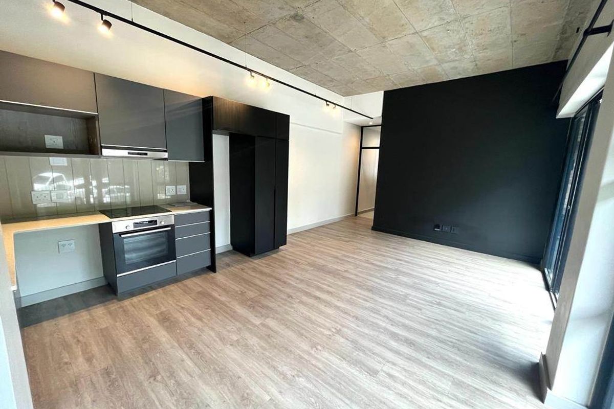 Unfurnished one bedroom one bath apartment in Sandton - Photo 4