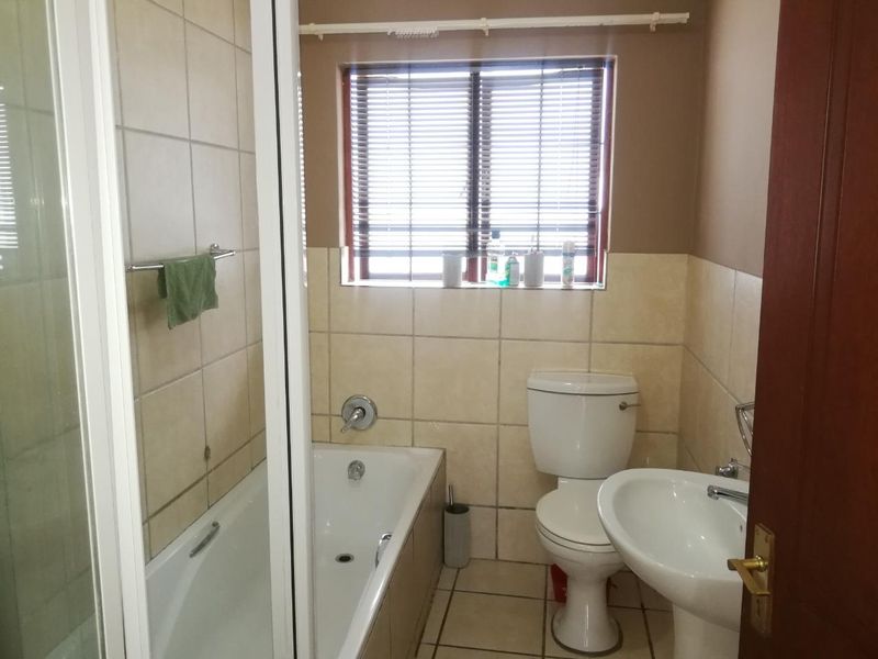 2 BEDROOM APARTMENT TO LET - Photo 7