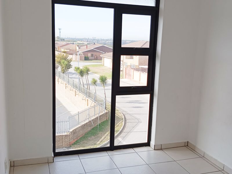 MALABAR 3 BED 2 BATH APARTMENT WITH PARKING FOR RENT - Photo 6