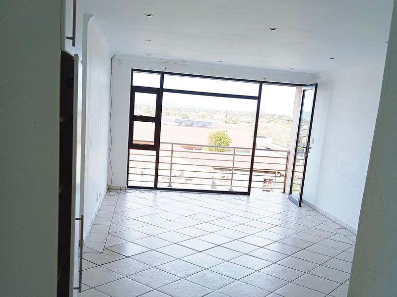 MALABAR 3 BED 2 BATH APARTMENT WITH PARKING FOR RENT - Photo 4