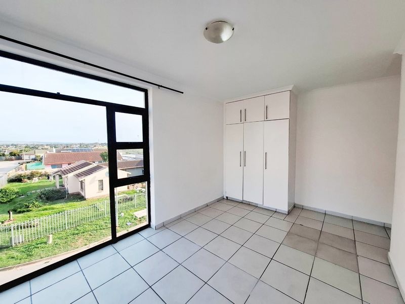 MALABAR 3 BED 2 BATH APARTMENT WITH PARKING FOR RENT - Photo 8