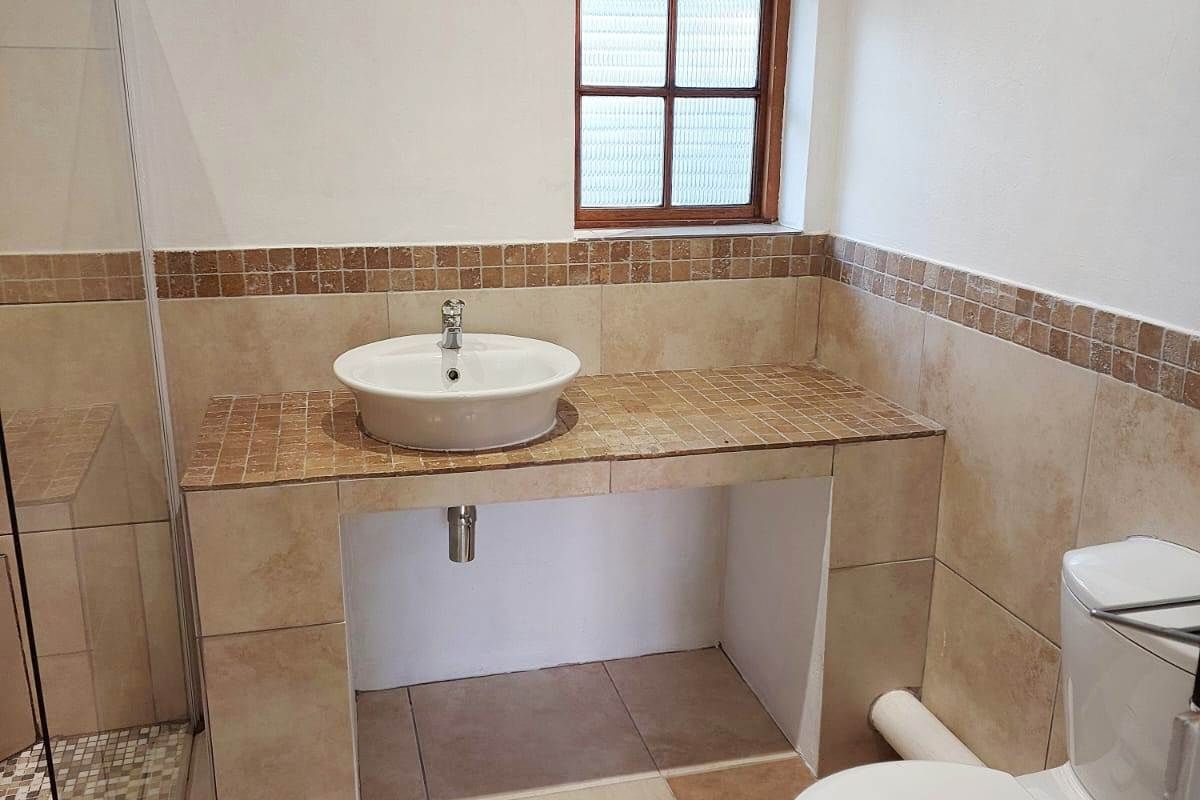 WALMER STUDIO / BACHELOR GARDEN COTTAGE FOR RENT - Photo 5