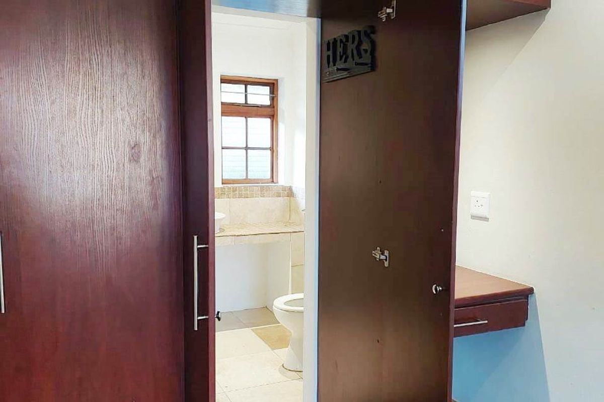 WALMER STUDIO / BACHELOR GARDEN COTTAGE FOR RENT - Photo 4