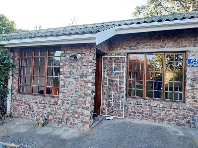 WALMER STUDIO / BACHELOR GARDEN COTTAGE FOR RENT - Photo 7