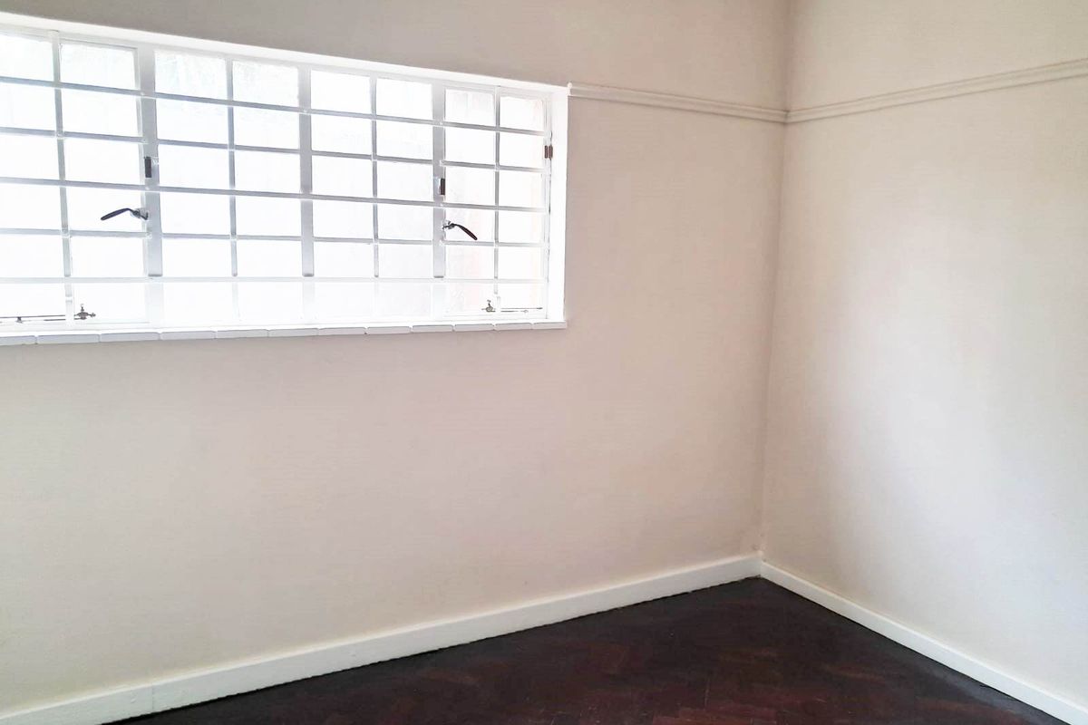 WALMER - ROOM FOR RENT IN SHARED HOUSE - Photo 4