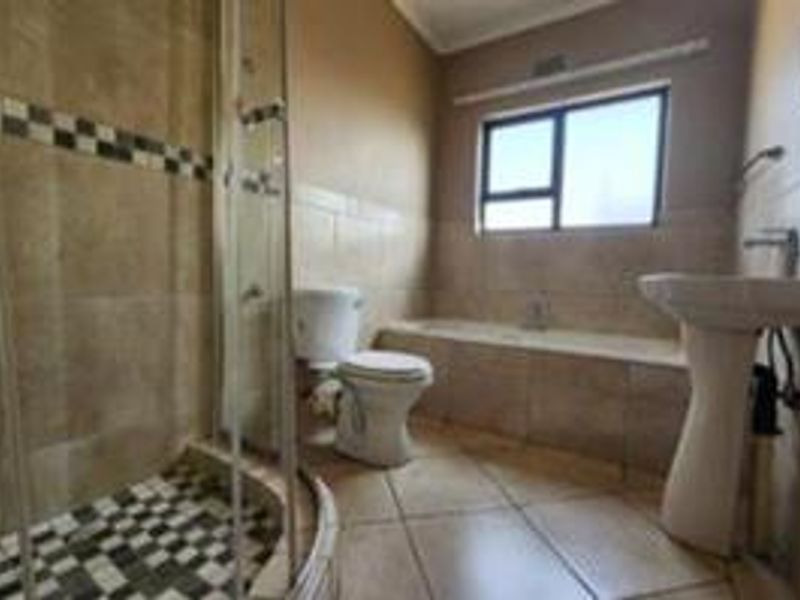 2 Bedroom Townhouse in Riversdale Meyerton to RENT - Photo 6