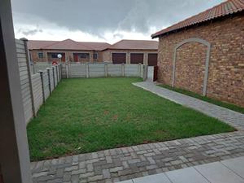 2 Bedroom Townhouse in Riversdale Meyerton to RENT - Photo 3