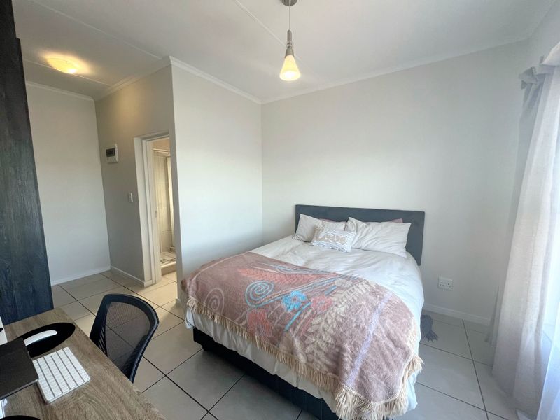 COZY & MODERN LIVING 1 BEDROOM APARTMENT - 1st JUNE 2026 - Photo 9