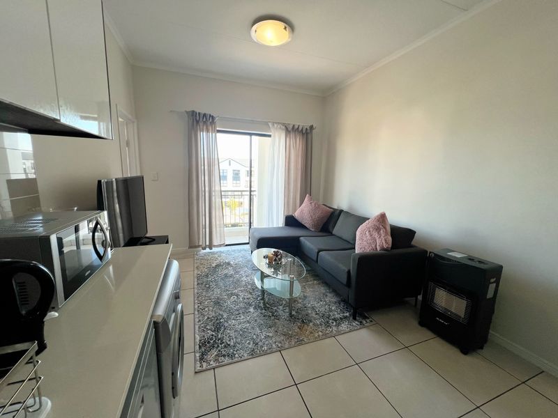 COZY & MODERN LIVING 1 BEDROOM APARTMENT - 1st JUNE 2026 - Photo 2