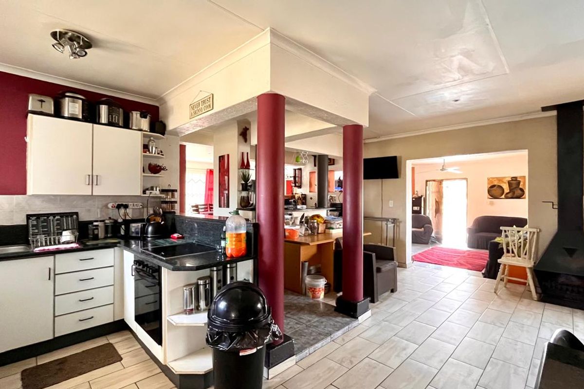 Ready for you to move in! - Photo 5