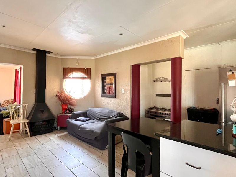 Ready for you to move in! - Photo 9