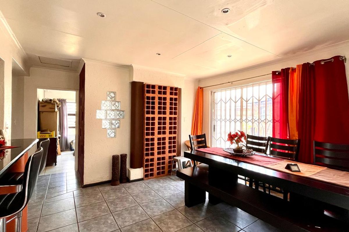 Ready for you to move in! - Photo 3