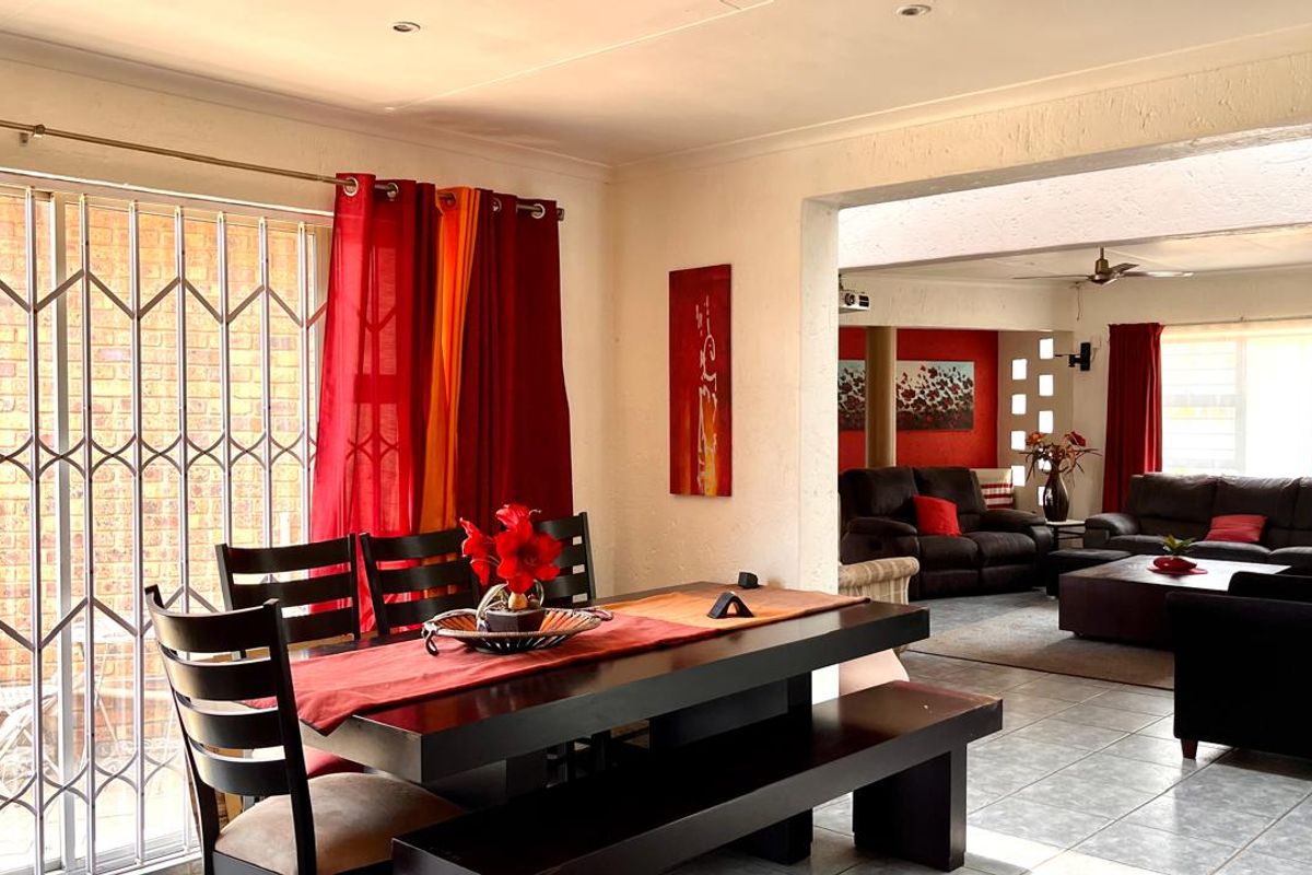 Ready for you to move in! - Photo 2