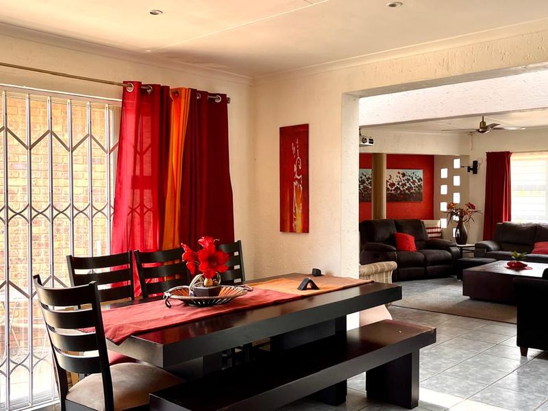 Ready for you to move in! - Photo 2