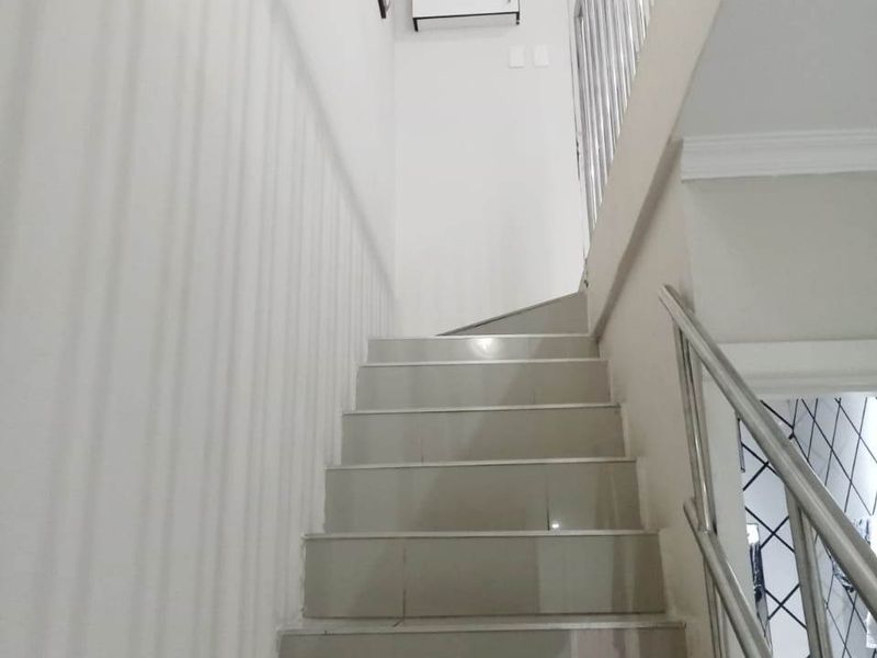 RICHMOND HILL 1 BED 1 BATH APARTMENT WITH PARKING FOR SALE - Photo 7