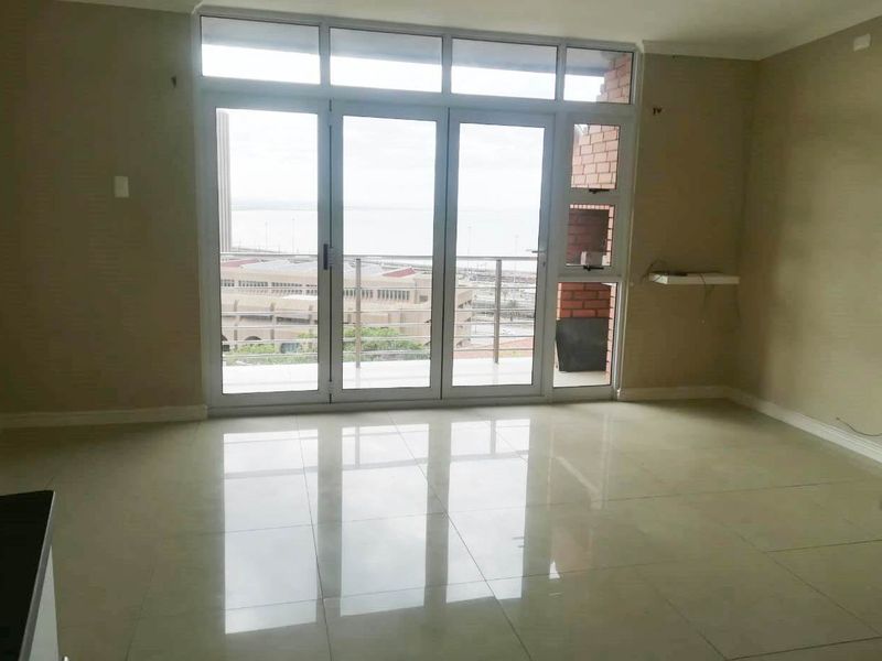 RICHMOND HILL 1 BED 1 BATH APARTMENT WITH PARKING FOR SALE - Photo 3