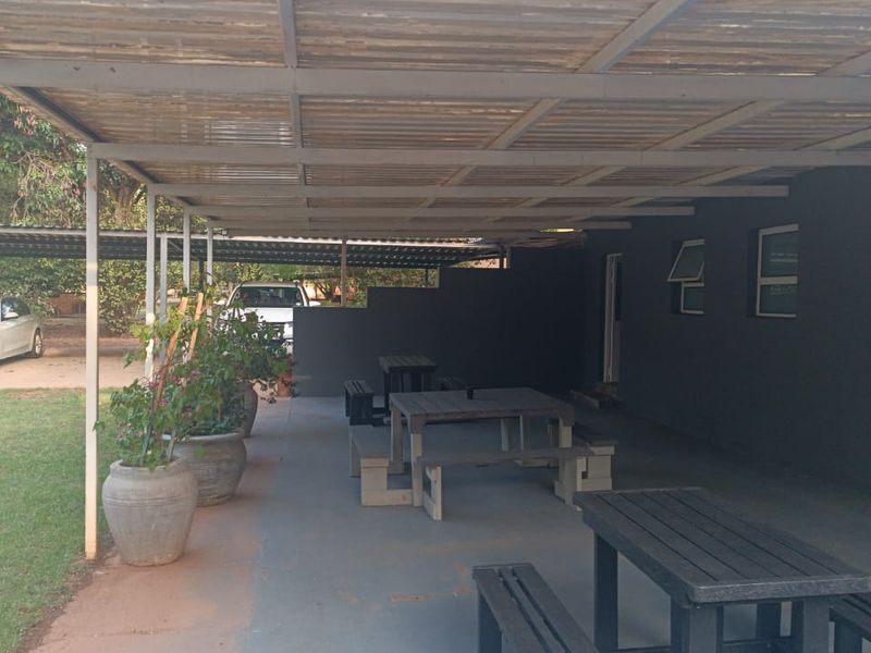 Bachelor Flat To Rent - Photo 9