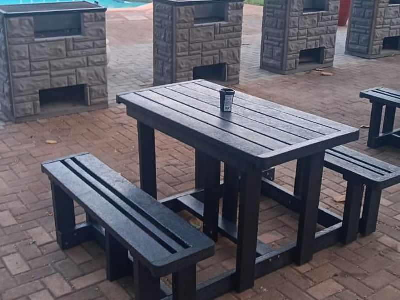 Bachelor Flat To Rent - Photo 3