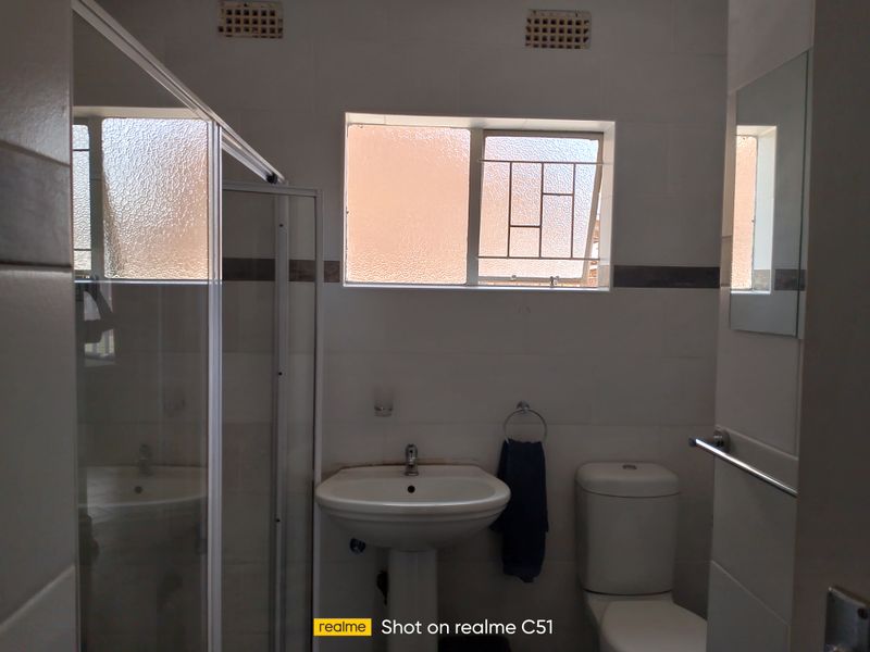 4 Bedroom House For Sale in Dalpark Proper - Photo 9