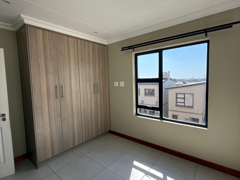 Duplex For Sale In Witbank - Photo 5
