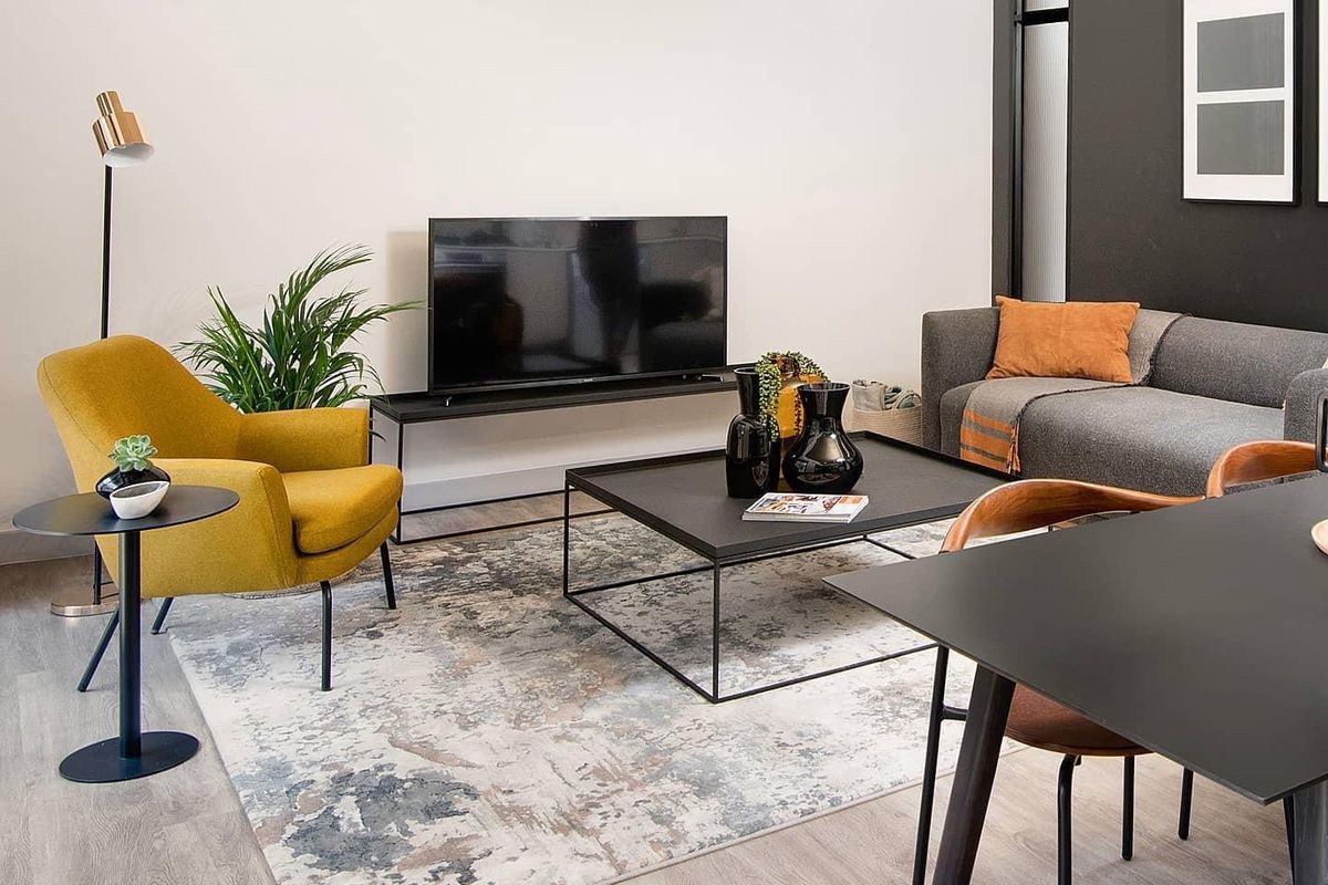 Unfurnished One Bed One Bath for RENT in Sandton - Photo 3