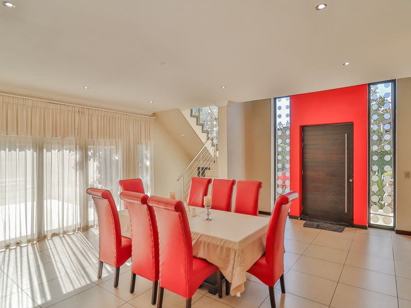 Midstream Estate - 4 bed with study in luxurious Estate - Photo 7