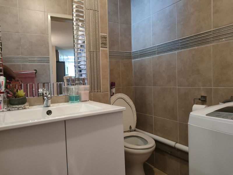 Townhouse Pending Sale In Pretoria - Photo 6