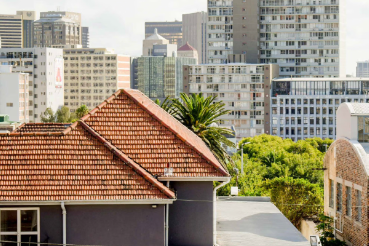 Where Victorian Elegance Meets Modern Modularity - Photo 2