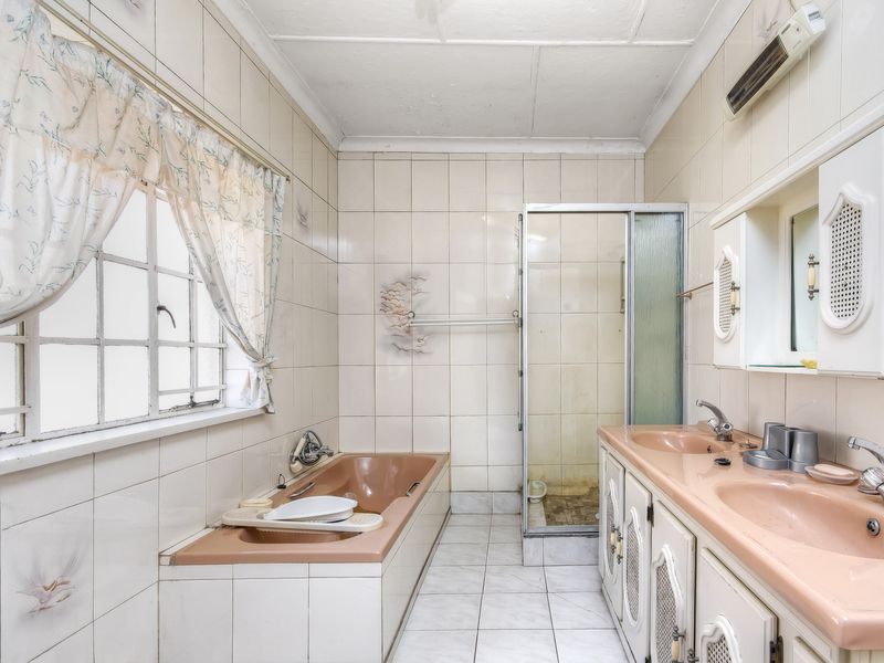 Massive Corner stand -Location ,Size and Potential! - Photo 6