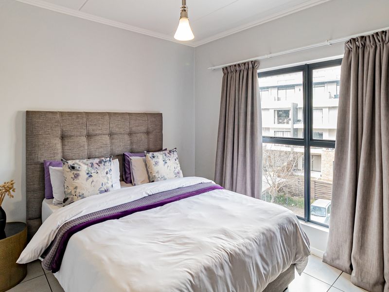 Modern 2-Bed, 2-Bath Apartment for Sale in The William - Tenanted until May 2026 - Photo 8