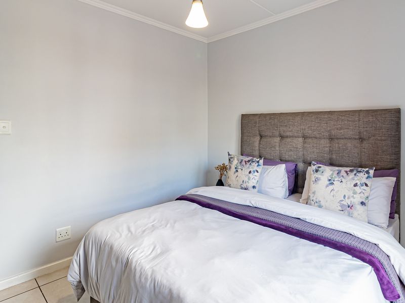 Modern 2-Bed, 2-Bath Apartment for Sale in The William - Tenanted until May 2026 - Photo 9