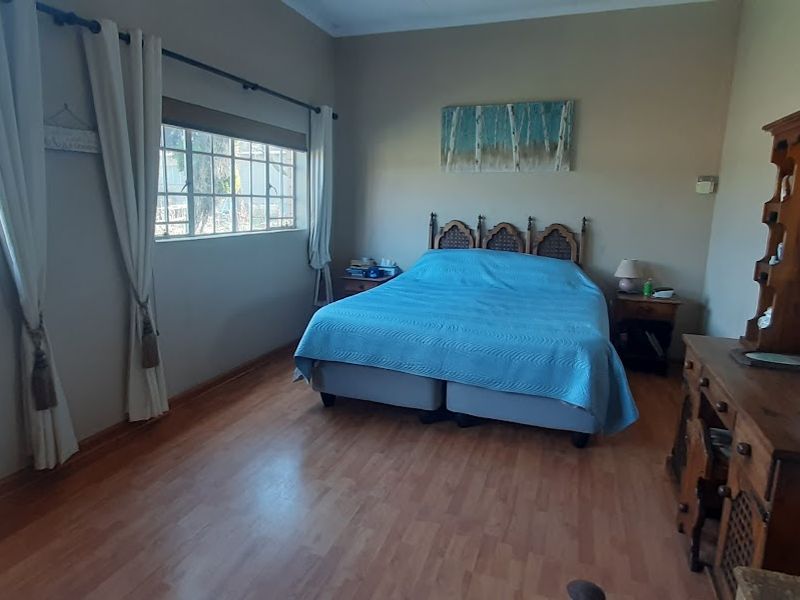 Huge walled  Smallholding! - Photo 10