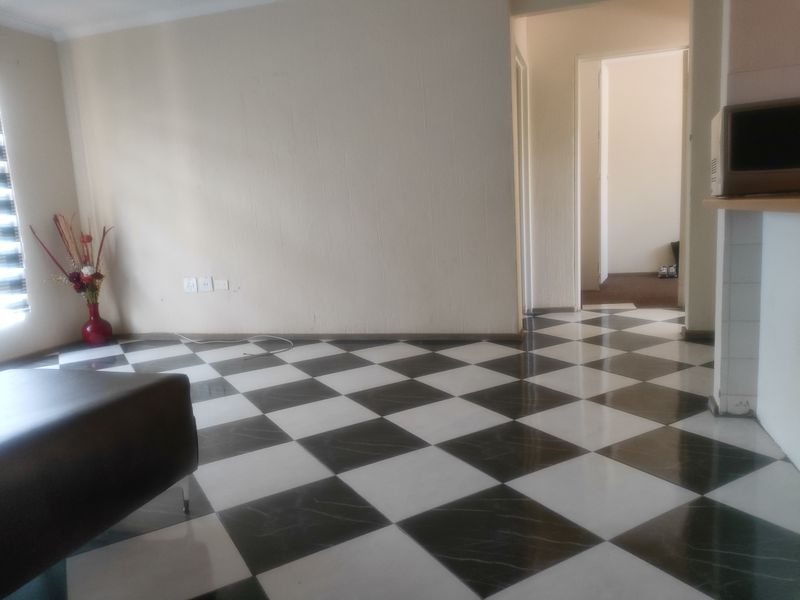 Townhouse For Sale In Pretoria - Photo 6